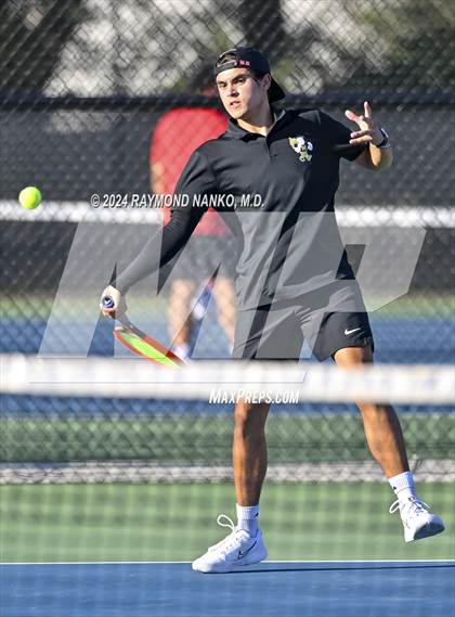 Thumbnail 3 in Frankton vs Noblesville (IHSAA Region 14 Semifinal) photogallery.