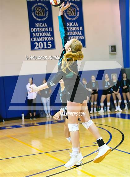 Thumbnail 2 in Xavier College Prep vs. North Oldham (Nike Tournament of Champions) photogallery.