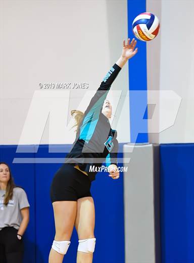 null - Photo 01