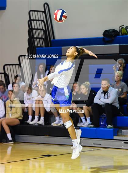 Thumbnail 2 in Xavier College Prep vs. North Oldham (Nike Tournament of Champions) photogallery.