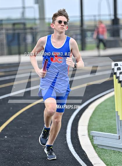 Thumbnail 2 in IHSAA Delta Sectionals (4 x 800 Meters)  photogallery.