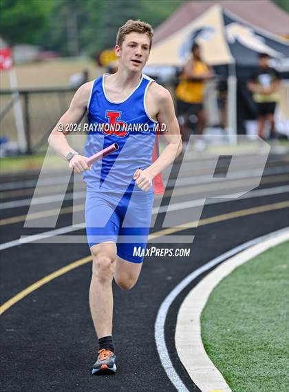 Thumbnail 1 in IHSAA Delta Sectionals (4 x 800 Meters)  photogallery.