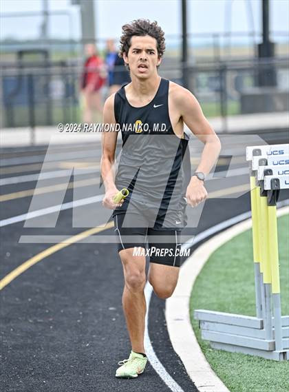 Thumbnail 2 in IHSAA Delta Sectionals (4 x 800 Meters)  photogallery.