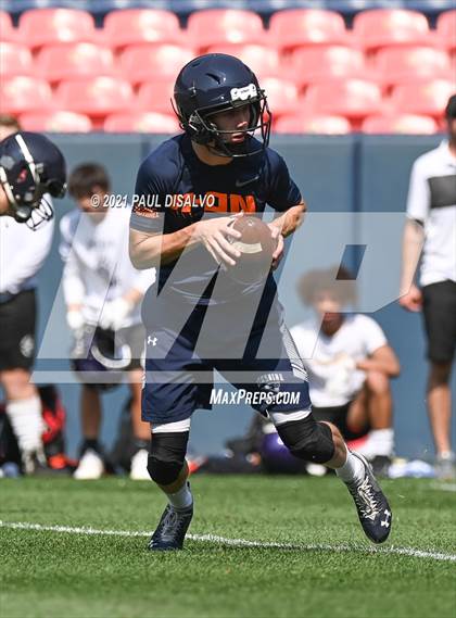 Thumbnail 3 in Mesa Ridge vs. Columbine (Denver Broncos 7-on-7) photogallery.