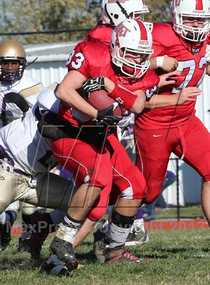 Thumbnail 2 in Carlyle @ Staunton (IHSA 2A Second Round Playoff) photogallery.