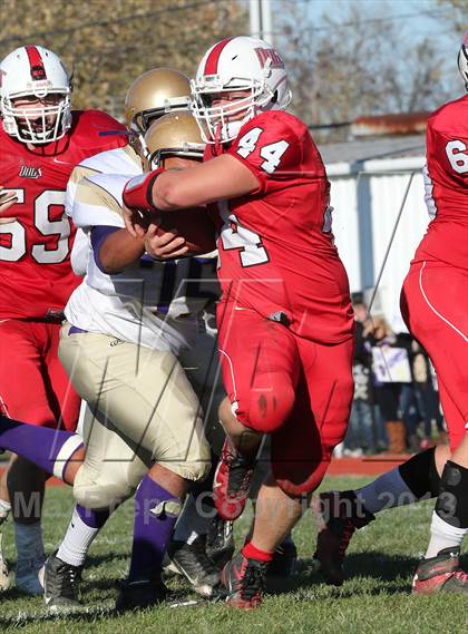 Thumbnail 3 in Carlyle @ Staunton (IHSA 2A Second Round Playoff) photogallery.