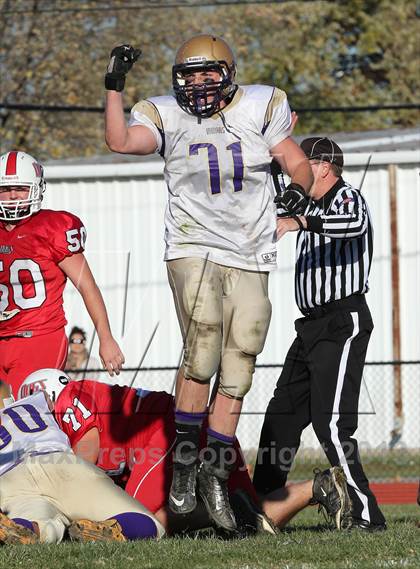 Thumbnail 3 in Carlyle @ Staunton (IHSA 2A Second Round Playoff) photogallery.