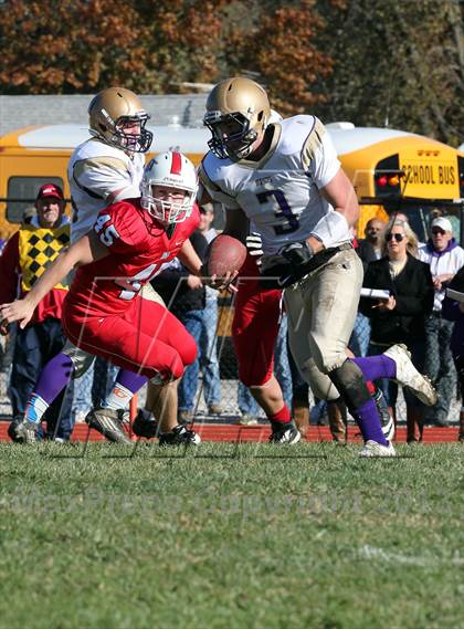 Thumbnail 3 in Carlyle @ Staunton (IHSA 2A Second Round Playoff) photogallery.