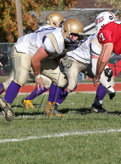 Thumbnail 2 in Carlyle @ Staunton (IHSA 2A Second Round Playoff) photogallery.