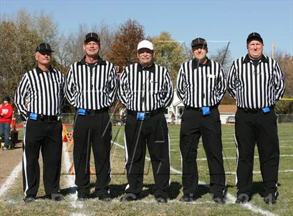Thumbnail 3 in Carlyle @ Staunton (IHSA 2A Second Round Playoff) photogallery.