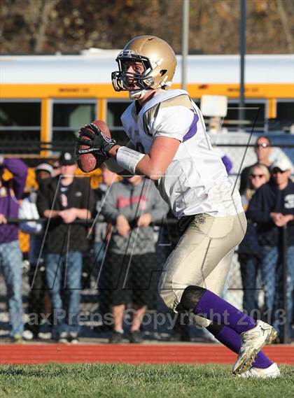Thumbnail 2 in Carlyle @ Staunton (IHSA 2A Second Round Playoff) photogallery.