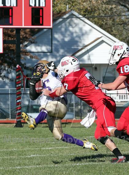 Thumbnail 2 in Carlyle @ Staunton (IHSA 2A Second Round Playoff) photogallery.