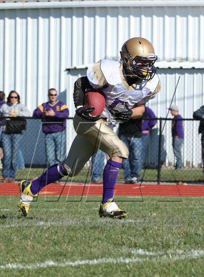 Thumbnail 3 in Carlyle @ Staunton (IHSA 2A Second Round Playoff) photogallery.