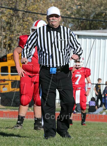 Thumbnail 2 in Carlyle @ Staunton (IHSA 2A Second Round Playoff) photogallery.