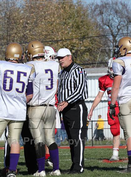 Thumbnail 3 in Carlyle @ Staunton (IHSA 2A Second Round Playoff) photogallery.