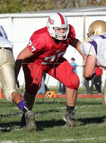 Thumbnail 3 in Carlyle @ Staunton (IHSA 2A Second Round Playoff) photogallery.