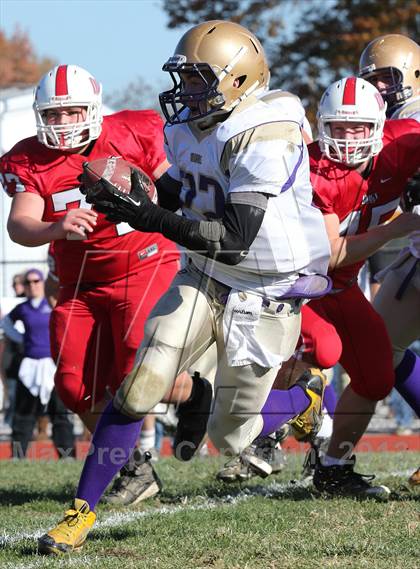 Thumbnail 1 in Carlyle @ Staunton (IHSA 2A Second Round Playoff) photogallery.