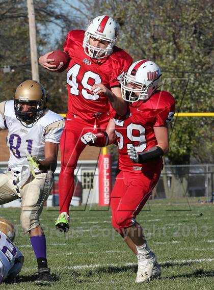 Thumbnail 3 in Carlyle @ Staunton (IHSA 2A Second Round Playoff) photogallery.