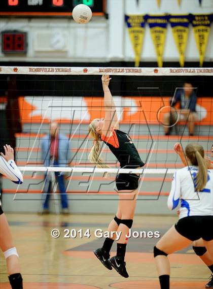 Thumbnail 3 in Rocklin vs. Roseville (CIF SJS D2 Semifinal) photogallery.