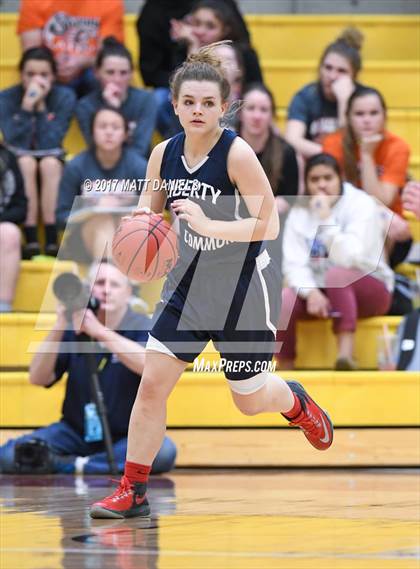 Thumbnail 3 in Centauri vs. Liberty Common (CHSAA 3A Great 8) photogallery.