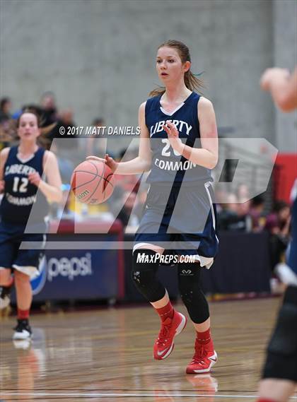 Thumbnail 2 in Centauri vs. Liberty Common (CHSAA 3A Great 8) photogallery.