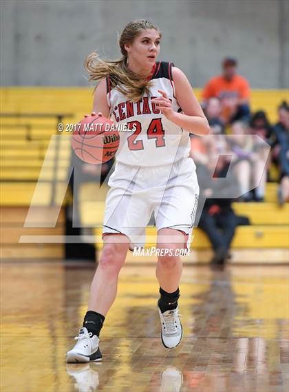 Thumbnail 2 in Centauri vs. Liberty Common (CHSAA 3A Great 8) photogallery.