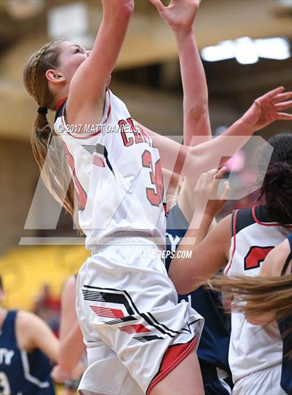 Thumbnail 2 in Centauri vs. Liberty Common (CHSAA 3A Great 8) photogallery.