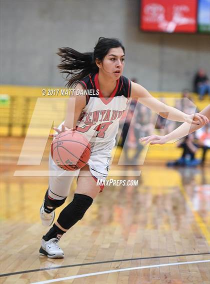 Thumbnail 2 in Centauri vs. Liberty Common (CHSAA 3A Great 8) photogallery.