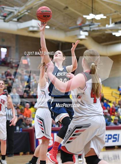 Thumbnail 2 in Centauri vs. Liberty Common (CHSAA 3A Great 8) photogallery.