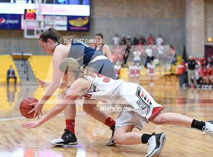 Thumbnail 3 in Centauri vs. Liberty Common (CHSAA 3A Great 8) photogallery.