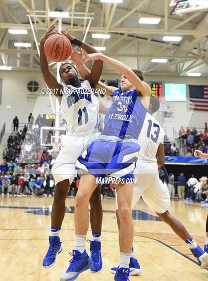 Thumbnail 3 in Dunbar vs. Covington Catholic photogallery.