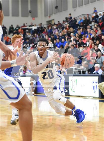 Thumbnail 2 in Dunbar vs. Covington Catholic photogallery.