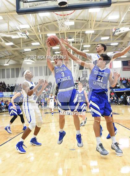 Thumbnail 1 in Dunbar vs. Covington Catholic photogallery.