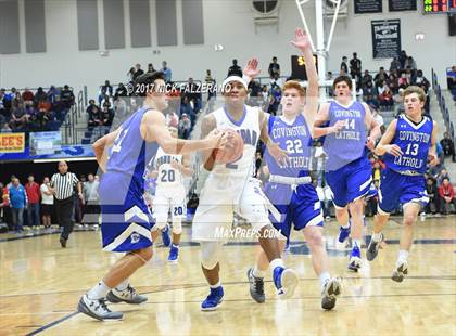 Thumbnail 2 in Dunbar vs. Covington Catholic photogallery.