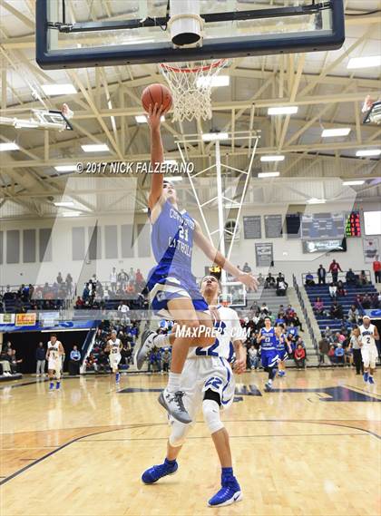 Thumbnail 1 in Dunbar vs. Covington Catholic photogallery.