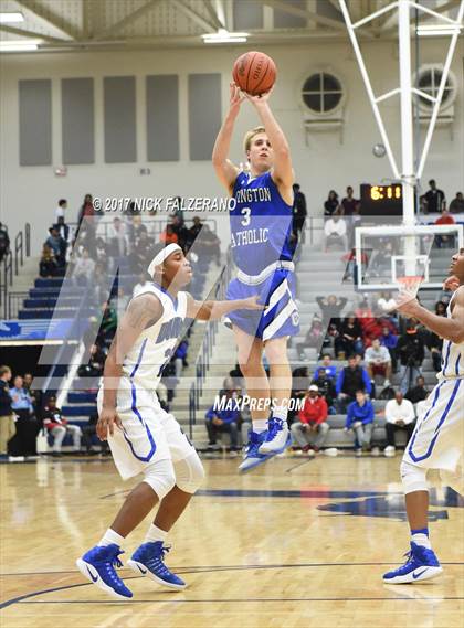Thumbnail 2 in Dunbar vs. Covington Catholic photogallery.