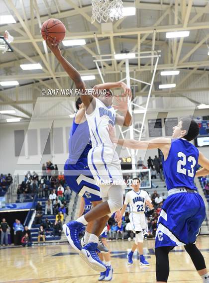 Thumbnail 3 in Dunbar vs. Covington Catholic photogallery.