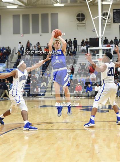 Thumbnail 2 in Dunbar vs. Covington Catholic photogallery.