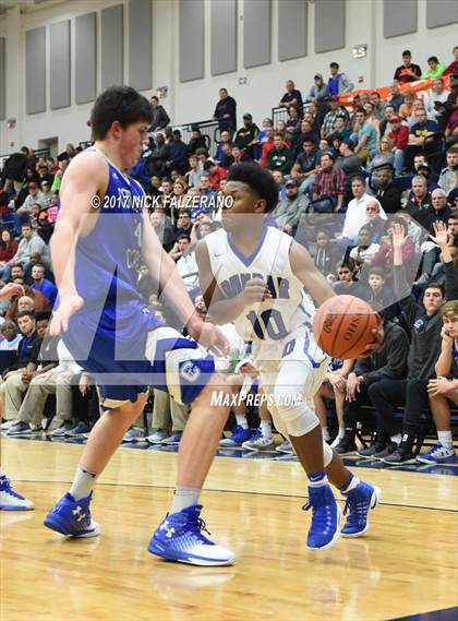 Thumbnail 2 in Dunbar vs. Covington Catholic photogallery.