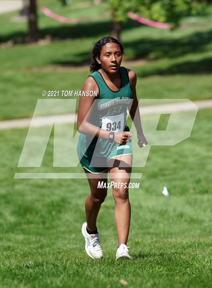 Thumbnail 2 in Loveland Sweetheart Invitational (Girls) photogallery.