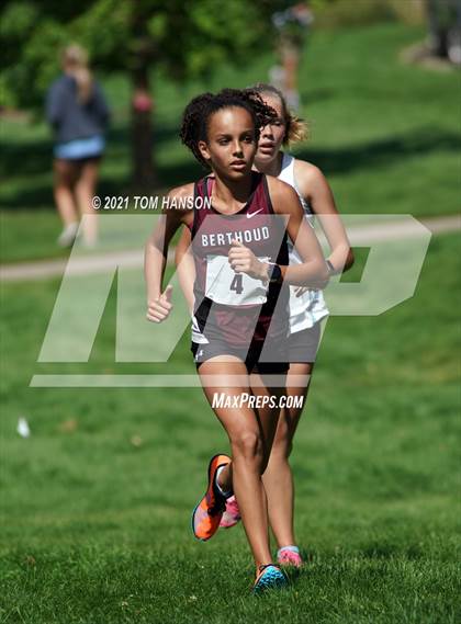 Thumbnail 1 in Loveland Sweetheart Invitational (Girls) photogallery.