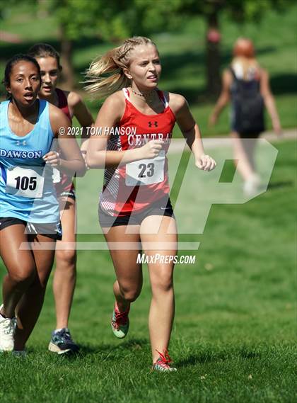 Thumbnail 3 in Loveland Sweetheart Invitational (Girls) photogallery.