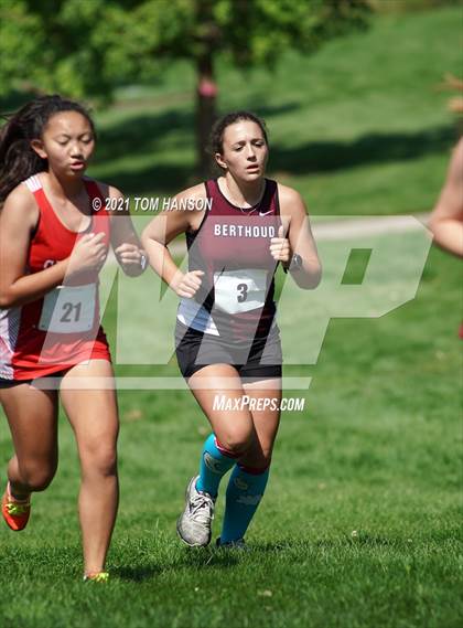 Thumbnail 3 in Loveland Sweetheart Invitational (Girls) photogallery.