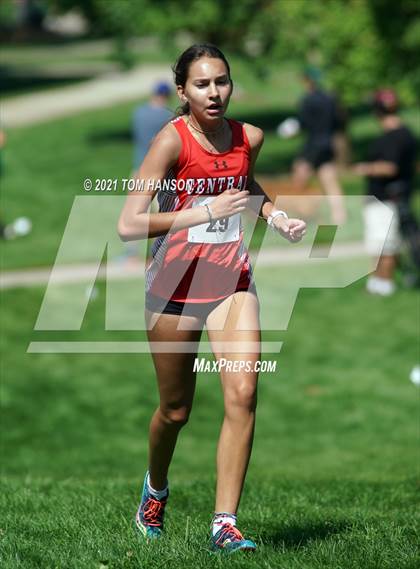 Thumbnail 2 in Loveland Sweetheart Invitational (Girls) photogallery.