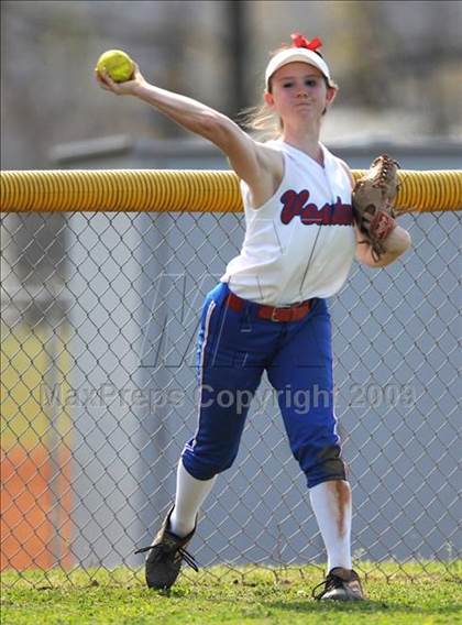 Thumbnail 2 in Hartselle vs. Vestavia Hills (Bob Jones Invitational) photogallery.