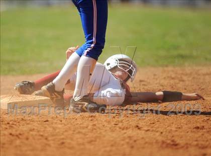 Thumbnail 3 in Hartselle vs. Vestavia Hills (Bob Jones Invitational) photogallery.