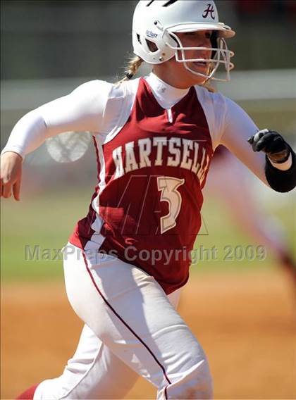 Thumbnail 1 in Hartselle vs. Vestavia Hills (Bob Jones Invitational) photogallery.