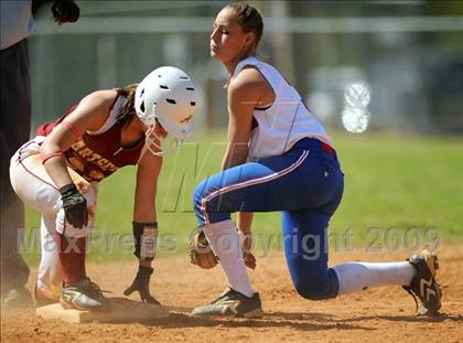 Thumbnail 3 in Hartselle vs. Vestavia Hills (Bob Jones Invitational) photogallery.