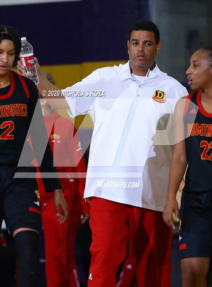 Thumbnail 3 in Dominguez vs. Lynwood photogallery.