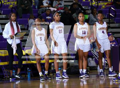 Thumbnail 3 in Dominguez vs. Lynwood photogallery.